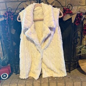 Women's Cream Sleeveless Fleece Vest